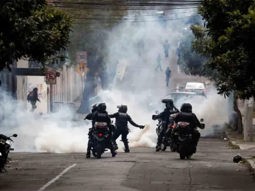En Ecuador manifestantes afectan producción petrolera