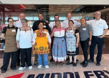 Cocineras tradicionales poblanas llevan el sabor de Puebla a Dallas: Angélica Alvarado