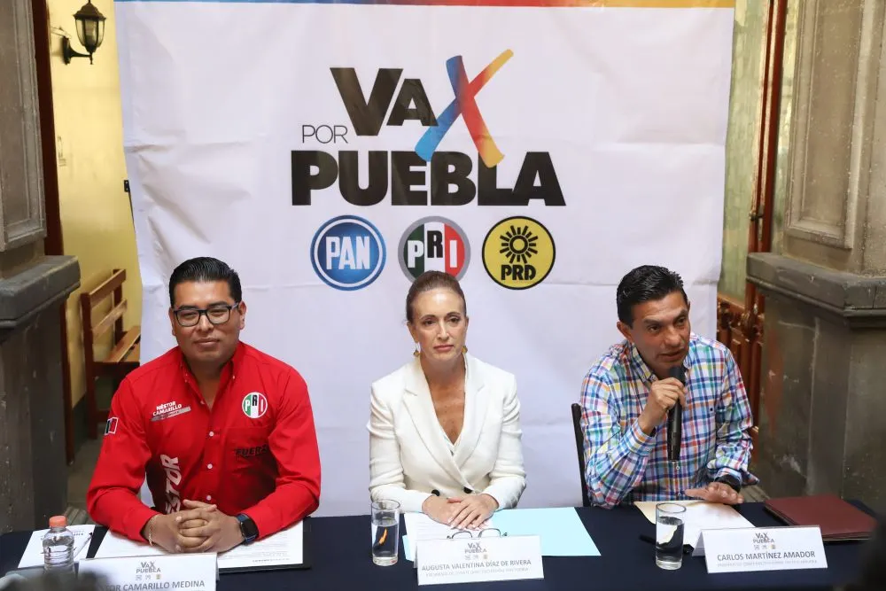 Se suman diputados federales de Puebla a denuncia contra AMLO por campaña “traidores a la patria”
