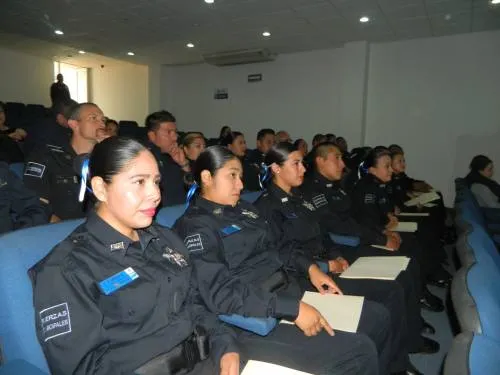Se gradúan cadetes policíacos en Cuautlancingo