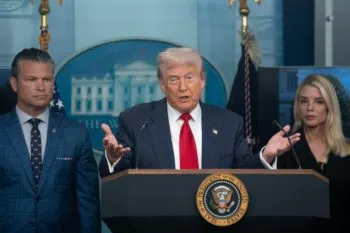 Trump anuncia despliegue de Guardia Nacional en Washington D. C.