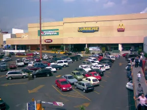 Roban a cuentahabiente 32 mp en Plaza Dorada