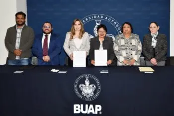 BUAP y SEDIF Puebla firman convenio en beneficio de estudiantes madres y padres de familia