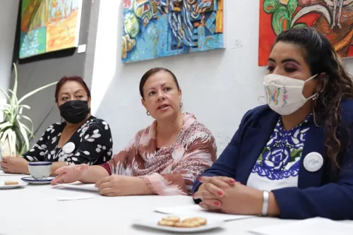 La Red Plural de Mujeres lamenta que en Puebla no haya una paridad de género
