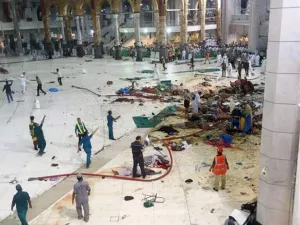 Aumentan a 107 los muertos por desplome en La Meca