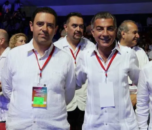Asiste Tony Gali a la inauguración del Tianguis Turístico 2017