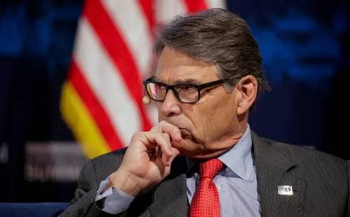Rick Perry, titular de energía de EU elogia plan de combustibles de AMLO