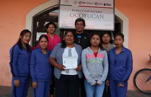 IEEA entrega documentación para acreditar estudios adultos