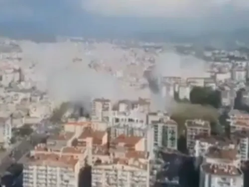 Pánico en Turquía, sismo de magnitud 7 grados sacude sus costas