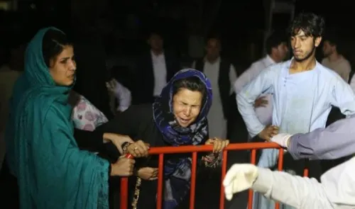 Decenas de muertos en Kabul, tras ataque explosivo en boda