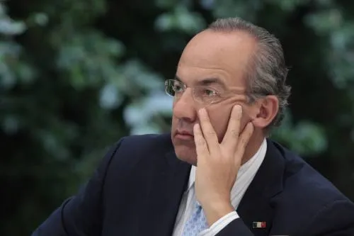 Inaceptable, hostigamiento de supuestos panistas contra ERP: Felipe Calderón