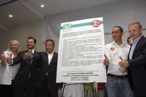Moreno Valle debe sacar las manos de la elección: Arturo Escobar