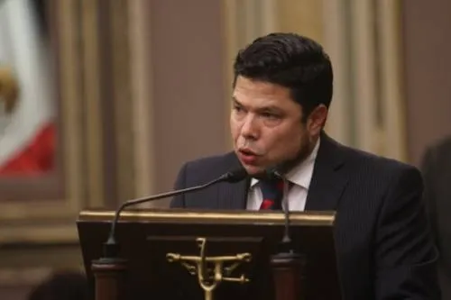 Aspirantes deberían declinar a favor de Barbosa para la candidatura de Morena