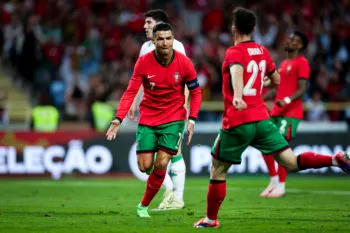 Doblete de Cristiano Ronaldo en la victoria de Portugal y alcanza 130 goles con la selección