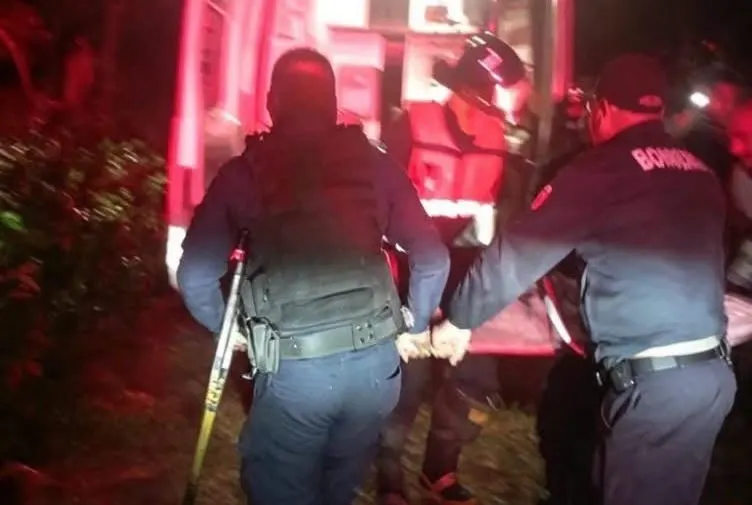 Joven cae a zanja de dos metros y resulta gravemente herido en Xicotepec