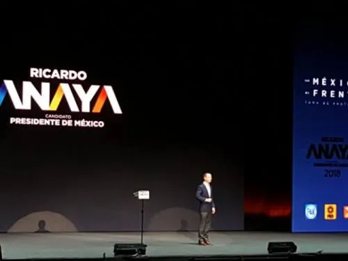 Anaya rinde protesta como candidato de Por México al Frente