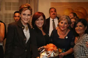 Dinorah López de Gali seguirá trabajando por las familias poblanas