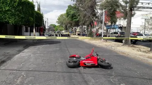 Hombre muere luego de salir proyectado de su motocicleta en La Paz