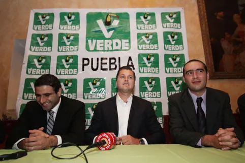 Pablo Fernández y Natale bloquearon a Elías Abaid