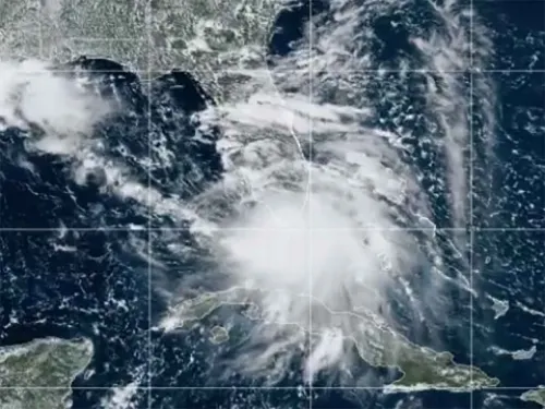Tormenta ‘Sally’ podría convertirse en huracán antes del lunes