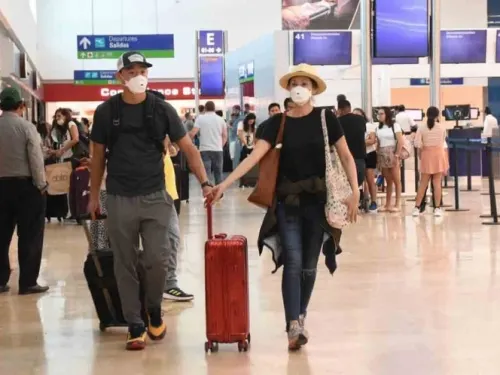 Instalan filtros sanitarios en el aeropuerto de Cancún