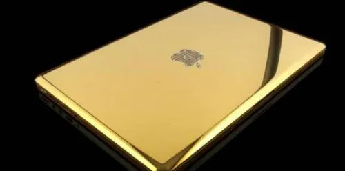 Diseñan una MacBook Pro de oro puro y diamantes