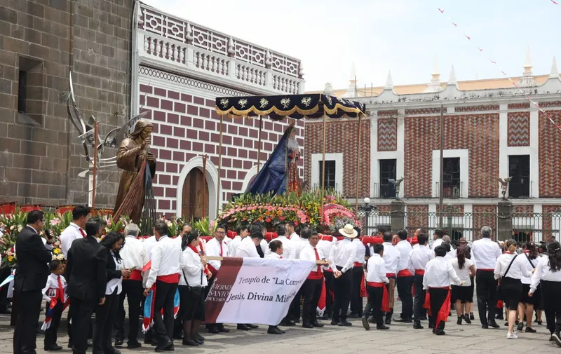 procesion-viernes-santo-pue-25