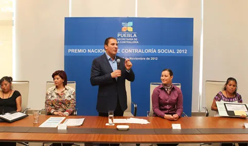RMV entrega estímulos a ganadores del Premio Nacional de Contraloría Social 2012
