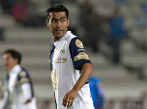 Nery Castillo podría regresar al futbol profesional