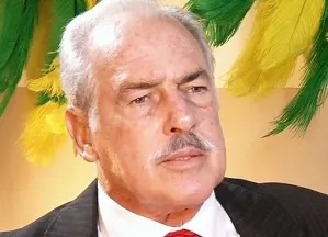 Andrés García con 95% de su cuerpo inmovil tras accidente