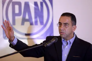 Critica Lozano veto a medias de #Ley3De3 sólo para despresurizar la olla