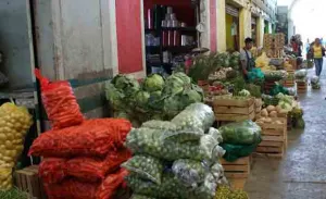 Suben hasta en 221 por ciento productos en Central de Abasto