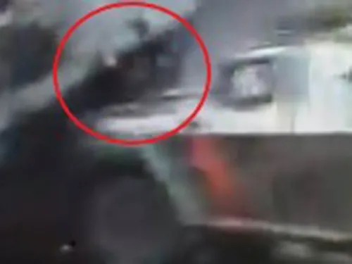 Encausan a policía que atropelló a manifestante en Chile