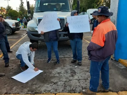 Trabajadores del Ayuntamiento de Puebla hacen paro por acoso laboral