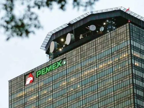 Sindicato de Pemex se niega a revelar salarios