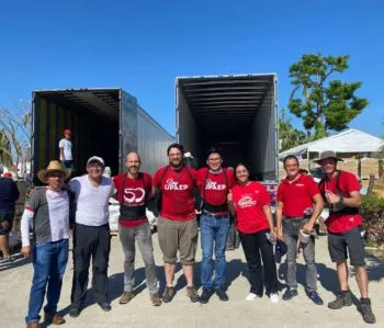 UPAEP entrega víveres a damnificados por el huracán Otis en Guerrero