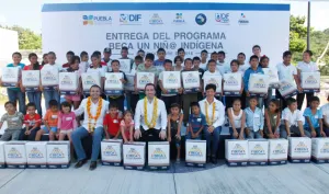 Beneficia SEDIF a más de 150 estudiantes indígenas de Pantepec