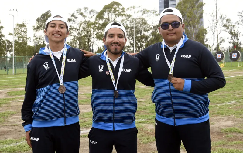 Lobos BUAP gana medallas de plata y bronce en tiro con arco