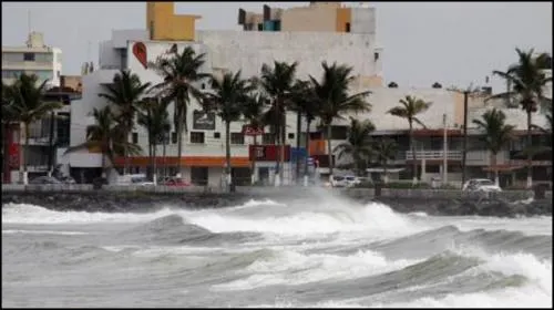 Katia impactaría antes de la medianoche en costas de Veracruz