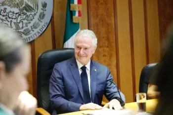 Renuncia Santiago Creel a la mesa directiva de la Cámara de Diputados