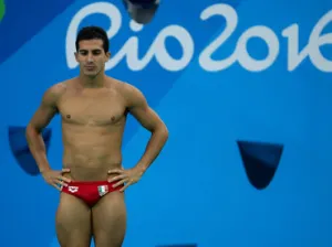 Rommel Pacheco está en la final de trampolín