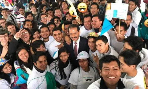 VIDEO: Esparza Ortiz se compromete a mejorar la movilidad al interior de la Universidad