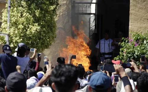 Hombres quemados en Acatlán eran campesinos, familia pide justicia