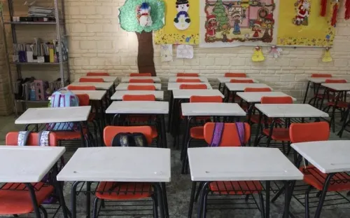 Por Covid-19, SEP suspende clases del 20 de marzo al 20 de abril