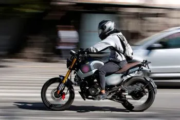 Eduardo Rivera se pronuncia por un mayor control de motocicletas y sus conductores