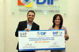 Entrega SEDIF 590 mil pesos en beneficio de menores en situación de calle