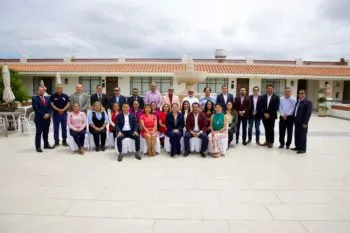 Sostiene Laura Artemisa García encuentro con representantes de instituciones de educación superior en Tehuacán