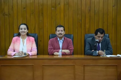 Aprueba Cabildo de San Pedro reglamentos y rotación de presidencias e integrantes de comisiones
