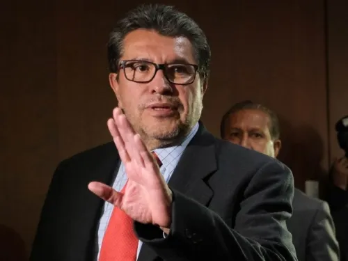 México siempre pugnará por solución pacífica a conflictos: Monreal