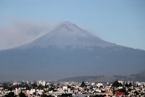 Listos refugios y caminos en caso de evacuación por el volcán